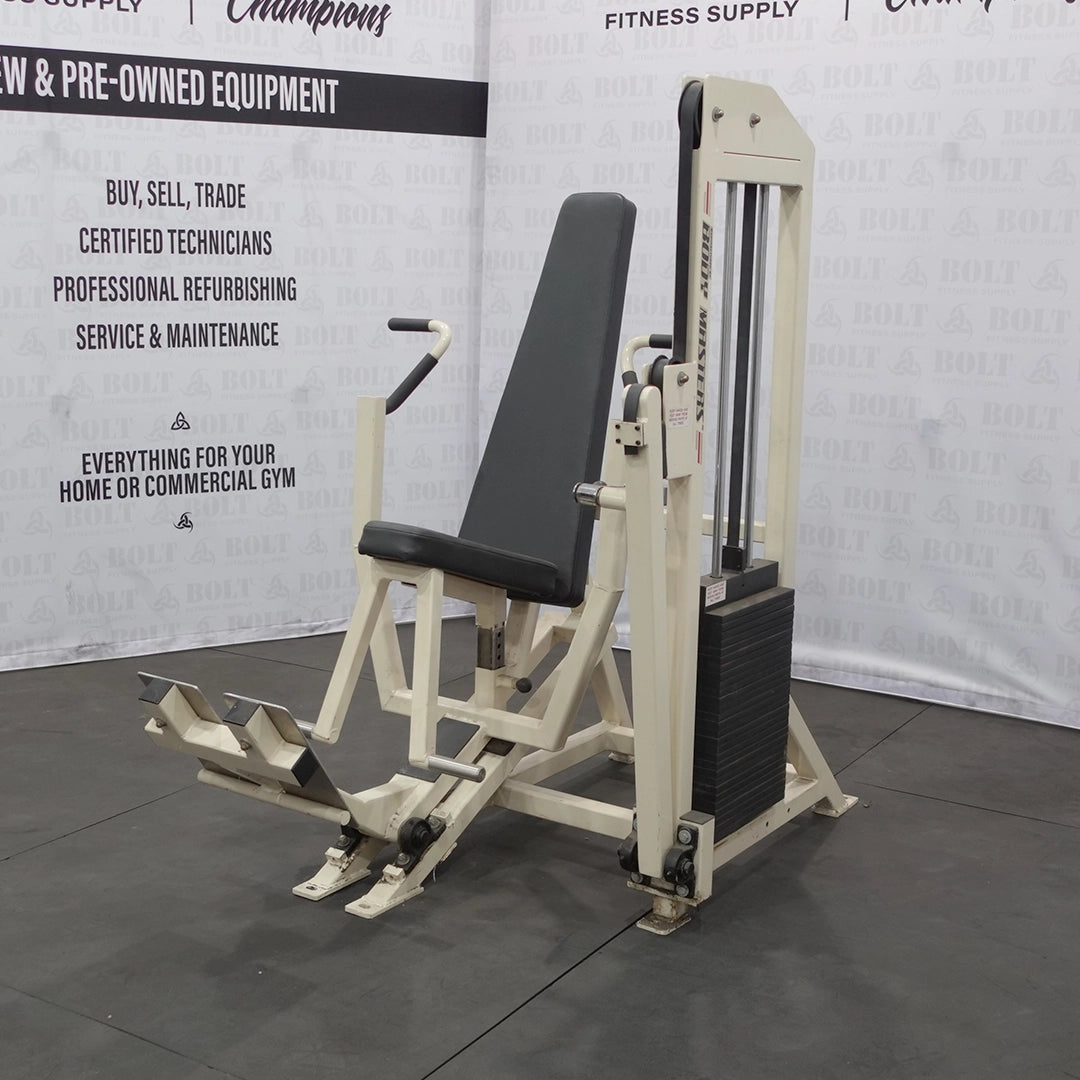 Body Masters | 310 Chest Press - Vertical | 926201