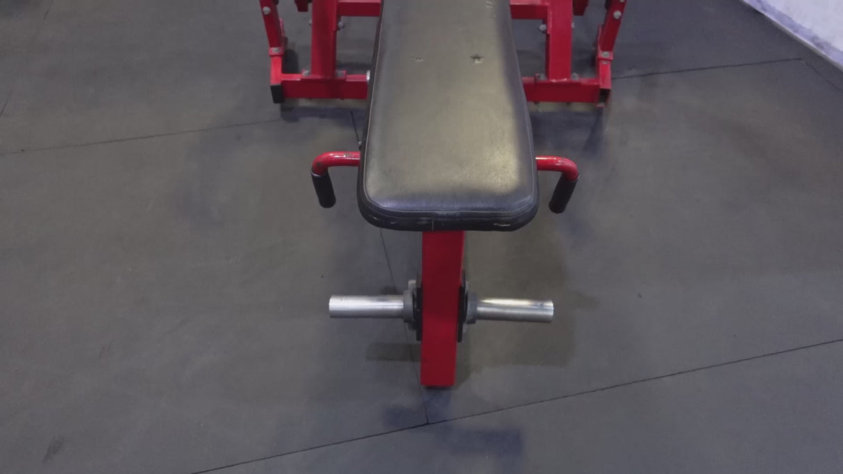 Unknown | Plate Loaded Leg Curl red | none (HS11)