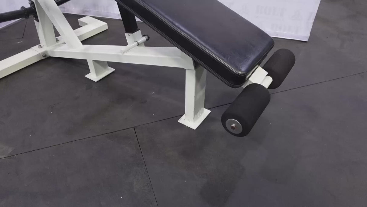 TDS | Plate Loaded Shoulder Press